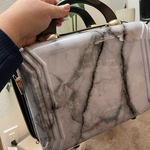 Beautiful New!!! makeup marble look case✨
